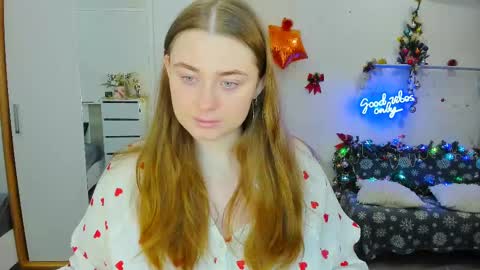 Snapshot of demure_soul chatting on December 2, 2024, 2:31 am Sophie online show from December 2, 2024, 2:31 am