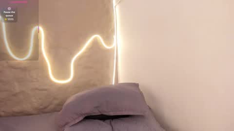 demy_ruiz online show from November 27, 2025, 2:24 am