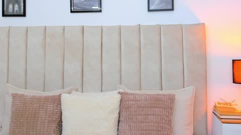 Snapshot of demyrose chatting on December 7, 2024, 11:40 am DEMY online show from December 7, 2024, 11:40 am