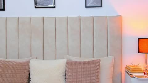 Snapshot of demyrose chatting on December 8, 2024, 10:52 am DEMY online show from December 8, 2024, 10:52 am