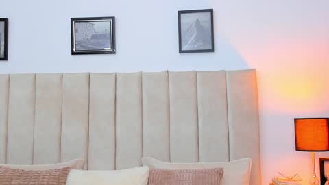 Snapshot of demyrose chatting on December 10, 2024, 11:32 am DEMY online show from December 10, 2024, 11:32 am