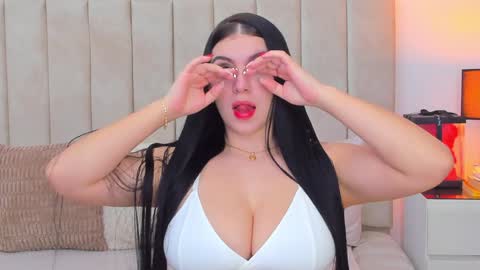 Snapshot of demyrose chatting on January 11, 2025, 4:16 am DEMY online show from January 11, 2025, 4:16 am