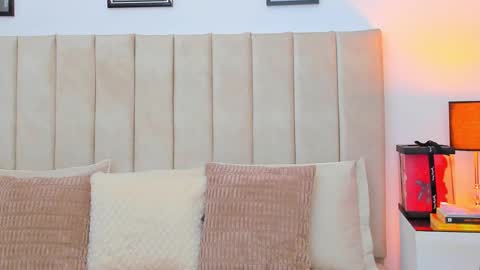 Snapshot of demyrose chatting on February 11, 2025, 2:35 am DEMY online show from February 11, 2025, 2:35 am