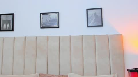 Snapshot of demyrose chatting on February 14, 2025, 3:33 am DEMY online show from February 14, 2025, 3:33 am