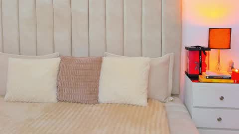 Snapshot of demyrose chatting on February 17, 2025, 11:13 am DEMY online show from February 17, 2025, 11:13 am