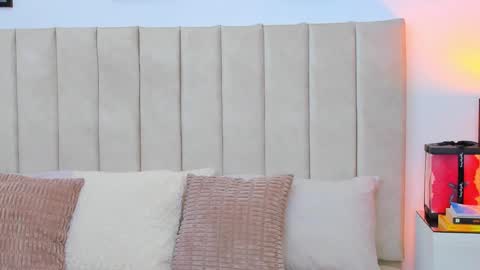 Snapshot of demyrose chatting on March 7, 2025, 3:19 am DEMY online show from March 7, 2025, 3:19 am