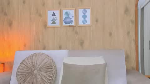 Snapshot of demyrose chatting on October 16, 2025, 5:19 am DEMY online show from October 16, 2025, 5:19 am