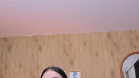 Snapshot of demyrose chatting on October 18, 2025, 1:30 am DEMY online show from October 18, 2025, 1:30 am