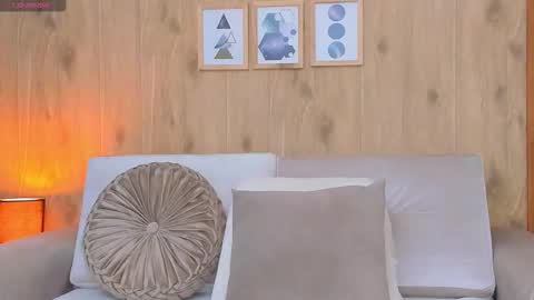 Snapshot of demyrose chatting on November 16, 2025, 2:28 am DEMY online show from November 16, 2025, 2:28 am