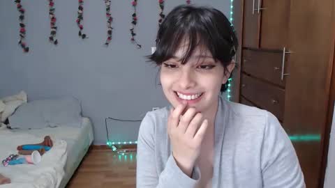 Snapshot of deni_bloom chatting on January 9, 2025, 7:31 am Denisse    schedule Monday to Friday 1300-1900 mexican time Saturday-maybe it could be a surprise IDEPENDENT MODEL online show from January 9, 2025, 7:31 am