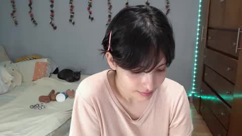 Snapshot of deni_bloom chatting on January 17, 2025, 5:21 am Denisse    schedule Monday to Friday 1300-1900 mexican time Saturday-maybe it could be a surprise IDEPENDENT MODEL online show from January 17, 2025, 5:21 am