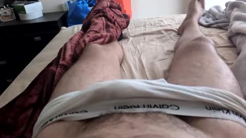 Snapshot of denis647 chatting on January 14, 2025, 2:22 pm LilRoach online show from January 14, 2025, 2:22 pm