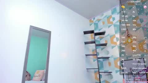 D E N I S  online show from November 13, 2025, 1:21 pm