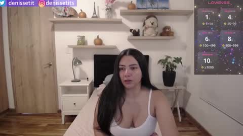 Snapshot of denissetits chatting on November 1, 2025, 2:08 pm online show from November 1, 2025, 2:08 pm