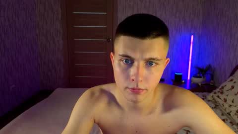Snapshot of denisx444 chatting on October 15, 2025, 5:29 am Denis online show from October 15, 2025, 5:29 am