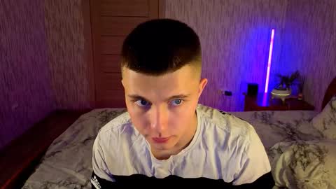 Snapshot of denisx444 chatting on October 16, 2025, 9:43 am Denis online show from October 16, 2025, 9:43 am
