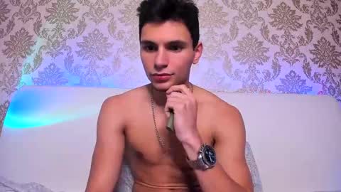 Snapshot of denlover chatting on December 6, 2024, 2:49 pm Den online show from December 6, 2024, 2:49 pm