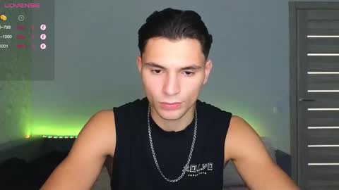 Snapshot of denlover chatting on October 29, 2025, 9:00 am Den online show from October 29, 2025, 9:00 am