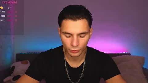 Snapshot of denlover chatting on November 4, 2025, 7:51 am Den online show from November 4, 2025, 7:51 am