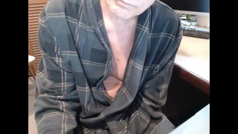 Den  Jet online show from January 26, 2025, 11:39 am