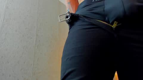 dennis_cox_ online show from January 19, 2025, 6:21 pm