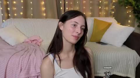 Snapshot of denniseforline chatting on October 6, 2025, 6:49 pm Olivia online show from October 6, 2025, 6:49 pm