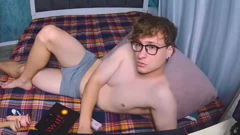 Dennis online show from October 6, 2025, 7:33 pm