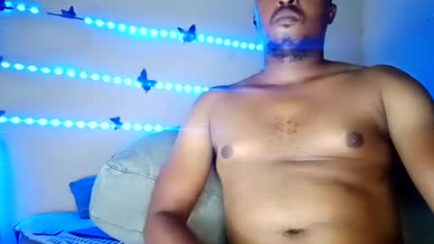 Snapshot of dentzo chatting on March 2, 2025, 4:42 pm mastER blACK online show from March 2, 2025, 4:42 pm