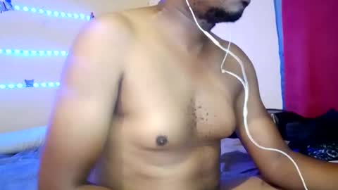 Snapshot of dentzo chatting on March 3, 2025, 6:15 am mastER blACK online show from March 3, 2025, 6:15 am