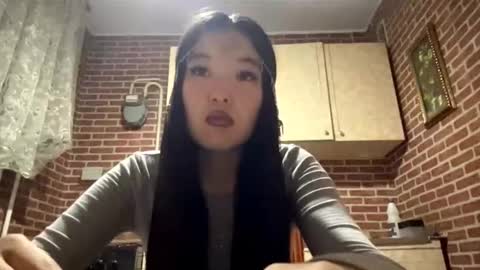 Snapshot of denysebernacchi chatting on November 22, 2025, 1:10 pm Emma online show from November 22, 2025, 1:10 pm