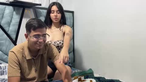 Snapshot of dereckxsophia chatting on December 14, 2025, 2:50 am Dereck and Sophia online show from December 14, 2025, 2:50 am