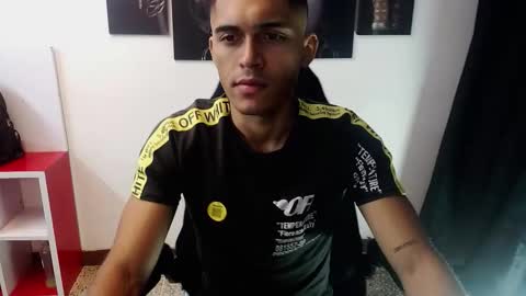 Snapshot of derek_storm_ chatting on November 8, 2025, 10:48 am D E R E K online show from November 8, 2025, 10:48 am