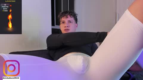 Derek  IG Derekolsen2024 online show from November 16, 2025, 1:33 am