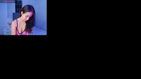 Snapshot of derly_cuervo703031 chatting on December 17, 2025, 7:20 pm derly_cuervo703031 online show from December 17, 2025, 7:20 pm