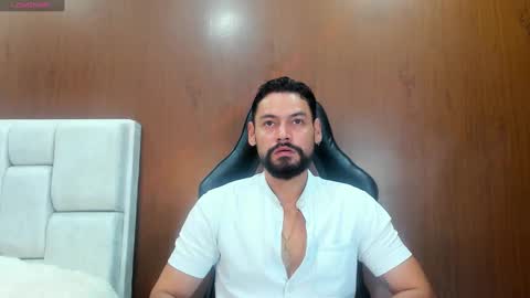 Snapshot of derrybigger_cm chatting on October 9, 2025, 4:05 pm DerryBigger CM online show from October 9, 2025, 4:05 pm
