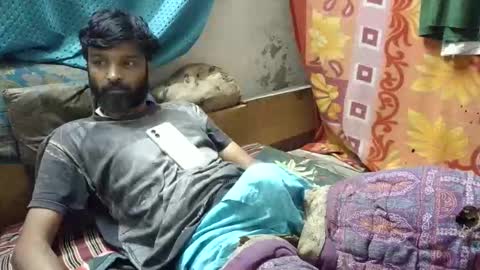 Snapshot of desi_boy799417 chatting on November 15, 2025, 7:21 pm desi_boy799417 online show from November 15, 2025, 7:21 pm