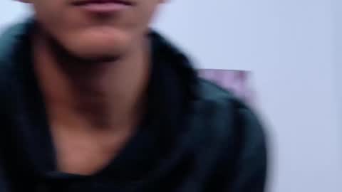 Snapshot of desire4duo chatting on December 2, 2025, 1:50 pm desire4duo online show from December 2, 2025, 1:50 pm