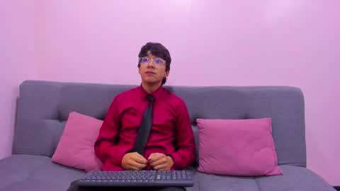 Snapshot of desire_ecstasy chatting on September 21, 2025, 1:13 pm desire_ecstasy online show from September 21, 2025, 1:13 pm