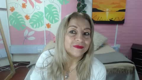 VALERIA online show from November 14, 2025, 3:33 pm