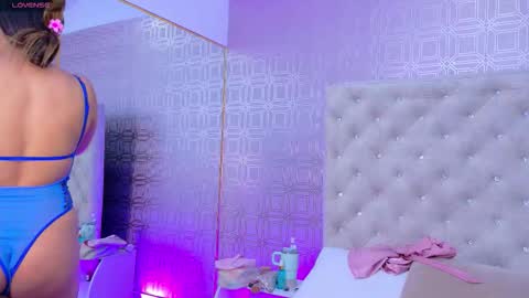 Sara Desire online show from October 9, 2025, 12:25 pm