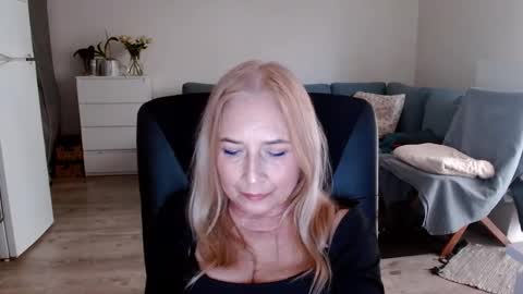 S O F I A online show from January 20, 2025, 2:57 pm