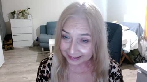 S O F I A online show from January 26, 2025, 2:41 pm