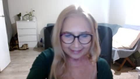 S O F I A online show from January 28, 2025, 5:46 pm