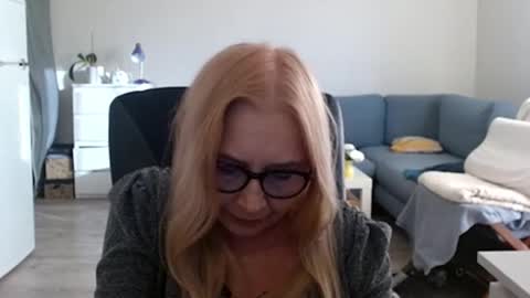 S O F I A online show from February 22, 2025, 2:41 pm