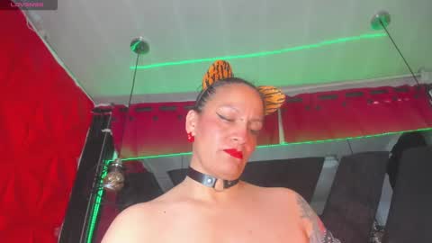 devil_taylorx online show from February 22, 2025, 2:08 pm