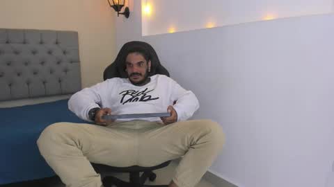 dhaian online show from November 14, 2025, 9:13 pm