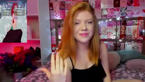 Snapshot of di_fox chatting on December 4, 2025, 1:04 am Di Fox online show from December 4, 2025, 1:04 am