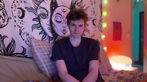 Di Alex online show from January 9, 2025, 4:06 pm