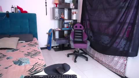 Snapshot of diabla_sexyboobs chatting on January 25, 2025, 3:41 pm D I A B L A online show from January 25, 2025, 3:41 pm