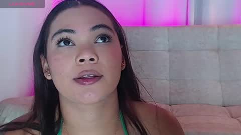 Snapshot of diamond_canela chatting on December 8, 2024, 7:54 pm diamond_canela online show from December 8, 2024, 7:54 pm